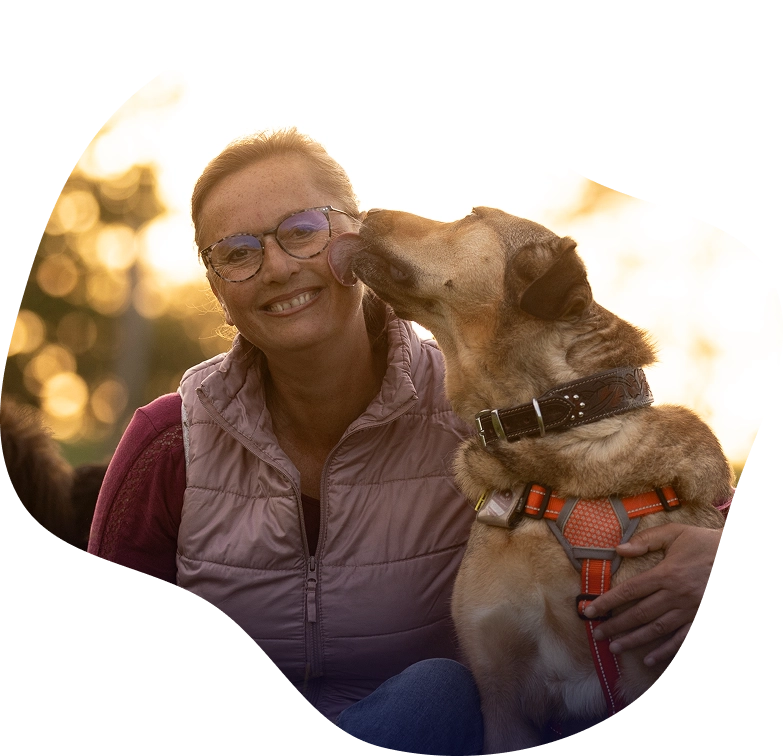 Silke Ritthaler ist Fachkraft für tiergestützte Interventionen und Gründerin der ANUI Methode.